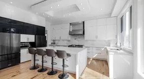 Executive Room in Toronto next to Yorkdale shopping centre - Image 3