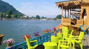 Jacqueline houseboat - Image 3