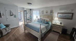 Brockville Luxury Suite & Spa - Image 2