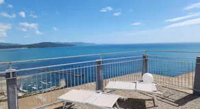 Suite Torre Azzurra B&B - Rooftop Sea View - Image 2