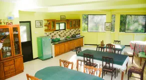 Green Woods Guest - Image 2