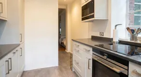Two-Bedroom Ground-Floor Flat with Private Garden, NW8 - Image 4