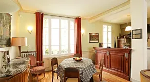 My Beautiful House With a Garden in Paris - Image 4