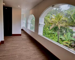 Luxe Style Hotels - Image 5