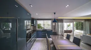 Lavanda - Apartamento Privado en Villa Compartida, Marbella - Image 3