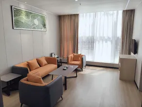 All-area tourism service center hotel - Image 2