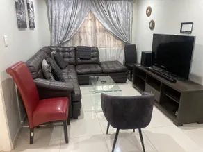 One Bedroom Luxury Apartment - Image 2