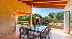 Traditional house Casa Binitaref with pool in Sineu - Image 3