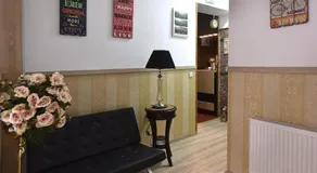 Villa Nina Hotel & Lounge bar - Image 5