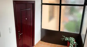 Modern Apartment - Image 5