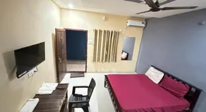 Hotel Hillsland - Image 2
