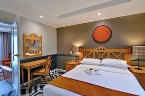 Courtyard Hotel Rosebank - Image 5