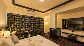 The Pearl - Image 2