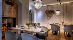 Frost Boutique Hotel - Image 3