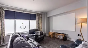 Maritime House Two - 4BR Sleeps 10 Near City Centre - Image 2