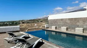 Villa con vista al mar y piscina privada - Image 3