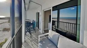 Castle Beach 303 - Image 4