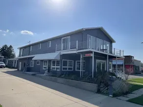 Sunset Motel - Image 4