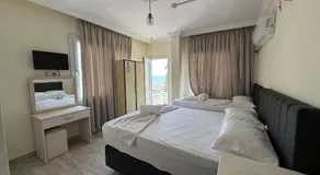 Holiday Hotel - Image 2