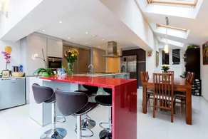 Southfields Hideaway - Image 2