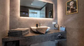 B&B Katoo - Image 2