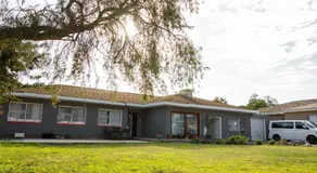 Lyronne Guest house, Shuttle and Tours - Image 3