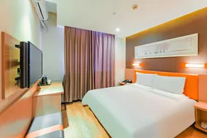 IU Hotel Tianjin Youyi Road Meijiang Exhibition Meiniu Metro Station - Image 5