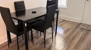 Stylish 2BR 1 Bath Haven with WiFi and Parking - Image 3