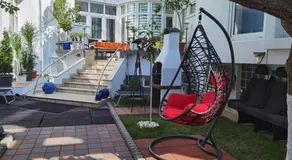 Fitness House with garden - Image 2