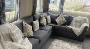 Seaside Retreat-Sleeps 8-Free Parking - Image 3