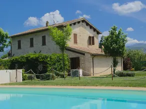 Holiday Home in Foligno with Pool & Garden - Image 5