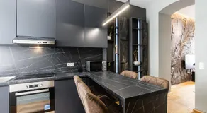Classy and elegant apartments in a calm area - Image 4