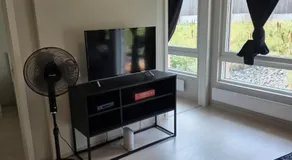Two bedrooms Luxury apartment with free parking - Image 2