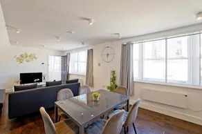 homely - Central London Liverpool Street Apartments - Image 5