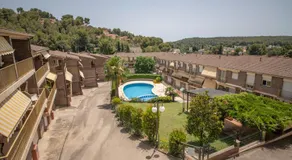 TarracoHomes, TH156 Casa Roser Familiar y con Piscina Compartida - Image 4