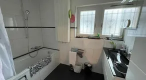 Villa Monkey - Image 2