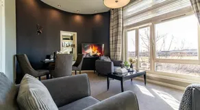 Stirling Riverview Apartment - Image 3