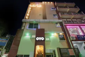 Townhouse Hotel Rooftop - Image 5