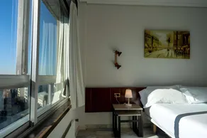 Sercotel Hotel Bahia de Vigo - Image 2