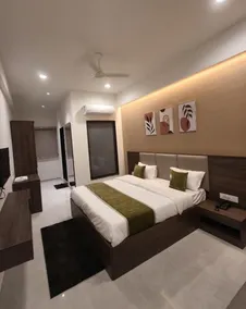 HOTEL ROYAL SKY - Image 3