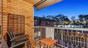 Crystal Waters-2 bed, 2 bathroom, Beachfront Unit! - Image 3