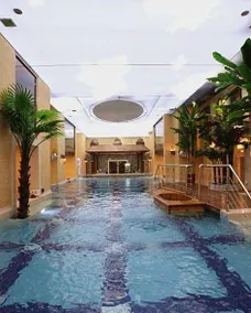 Tianjin Yihai Pearl Hotel - Image 2
