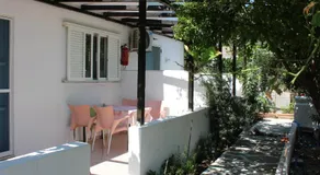 Aaron Apartments - Image 5