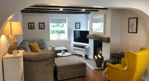 Old Smithy Cottage - Image 2
