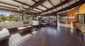 Nature Resort - Stylish 1, 2 & 3 bedroom Villas with Private Rural Views - Image 2