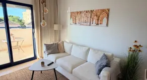 LaZenia beach apartment 6 beds - Image 2