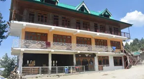 Hotel SSS The Chanshal Retreat - Image 2