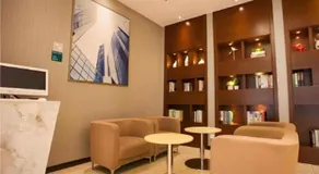 City Comfort Inn Zhanjiang Seaside Park Guanhai Corridor - Image 5