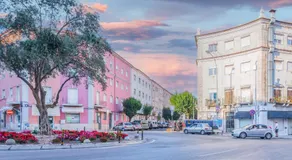 April Square Guesthouse by Lisbon with Sintra - Image 3