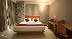 Hotel Cachet - Image 4
